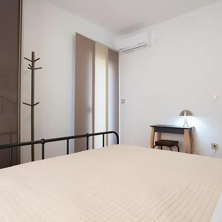 וילה Stone - Pool House 100 Meters From The